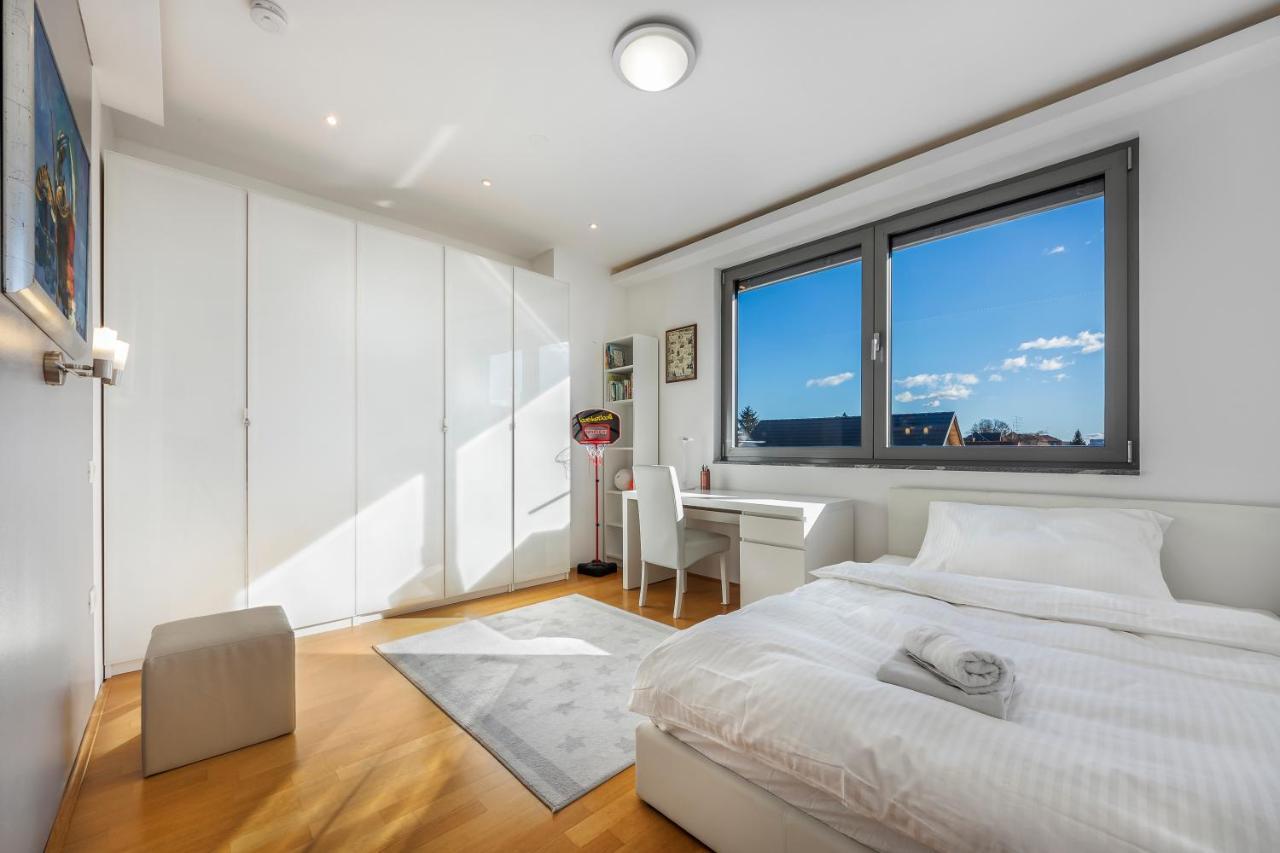 Contemporary Apartment With Rooftop Terrace In มาริบอร์ ภายนอก รูปภาพ