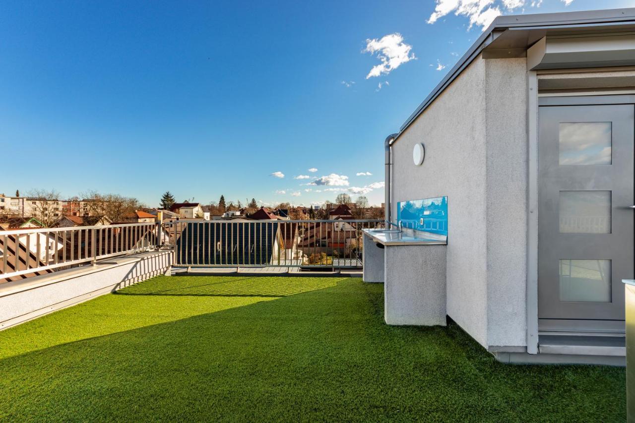 Contemporary Apartment With Rooftop Terrace In มาริบอร์ ภายนอก รูปภาพ
